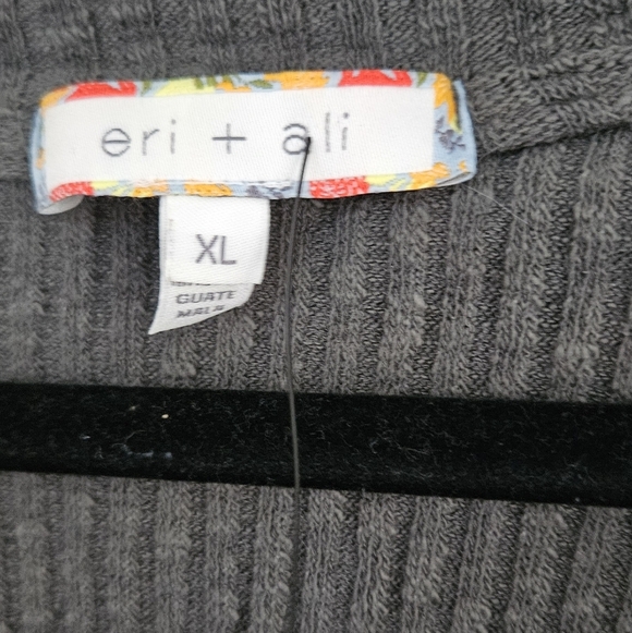 Anthropologie Eri + Ali Gray Fringe Hem Women's Sweater - Picture 4 of 6